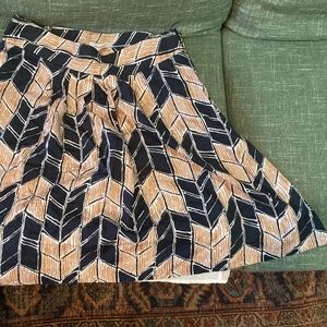 Chevron batik navy/tan print skirt with liner